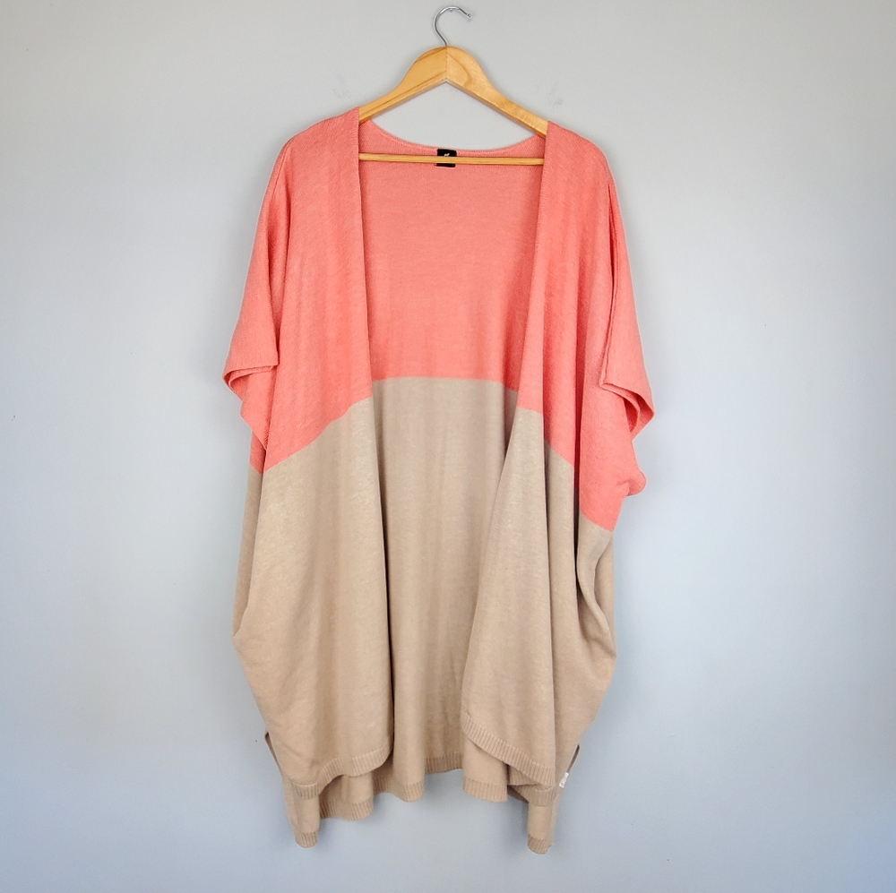 [Echo] Comfy Tan & Coral Cardigan w/pockets!  One Size Fits All